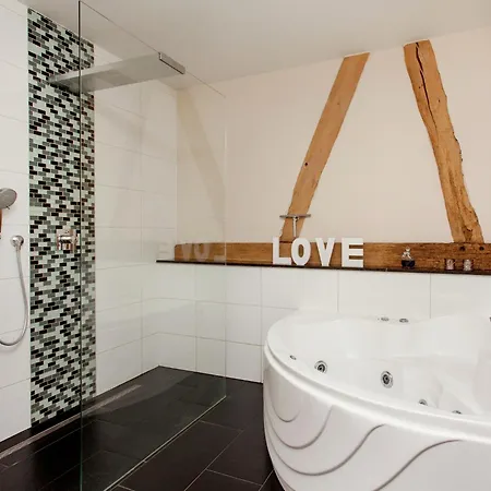Tatil Evi Stunning Near Forest In