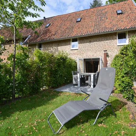 Stunning Near Forest In Сasa de vacaciones