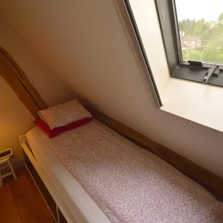 Stunning Near Forest In Сasa de vacaciones