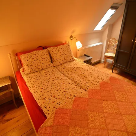 Сasa de vacaciones Stunning Near Forest In