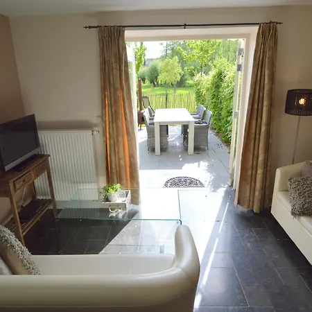 Stunning Near Forest In * Slenaken