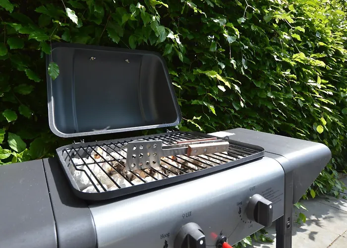 Дом отдыха Stunning Near Forest In Сленакен