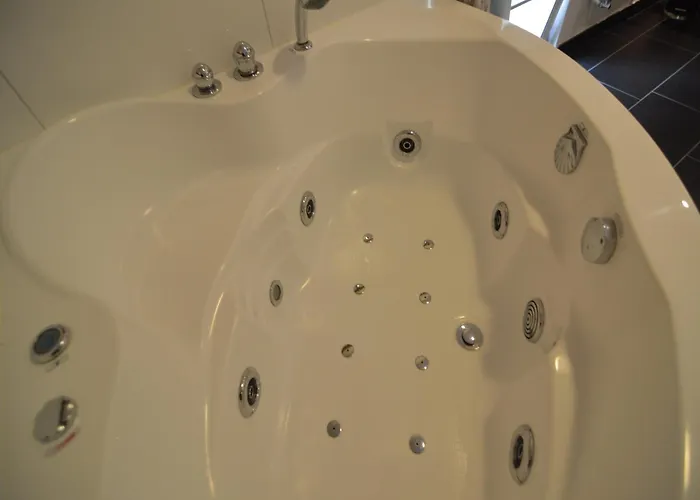 Stunning Near Forest In *