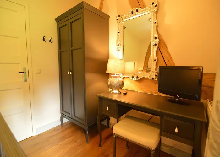 Дом отдыха Stunning Near Forest In