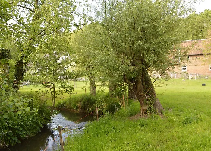 بيت للعطل Stunning Near Forest In *